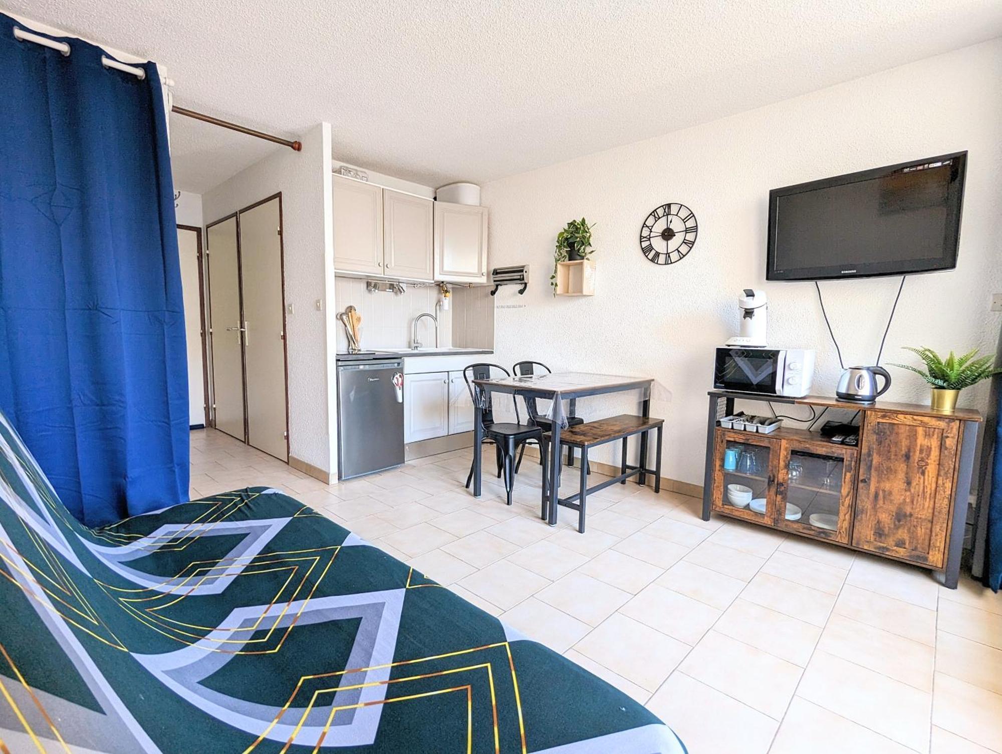 Appartement Au Calme + Parking Agde Buitenkant foto