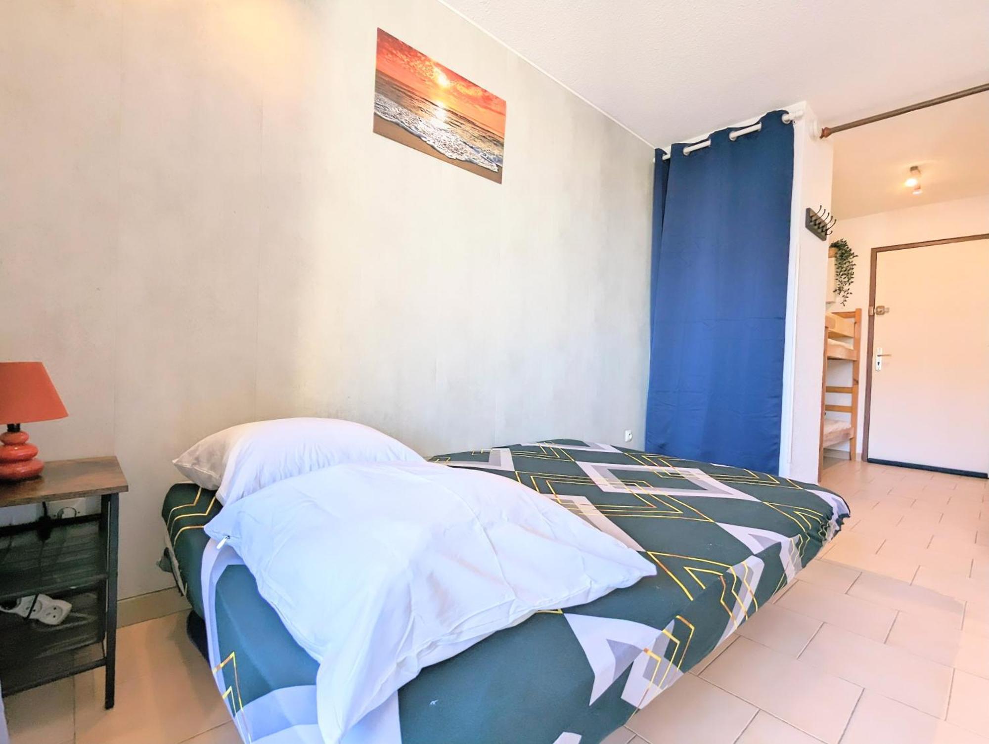 Appartement Au Calme + Parking Agde Buitenkant foto