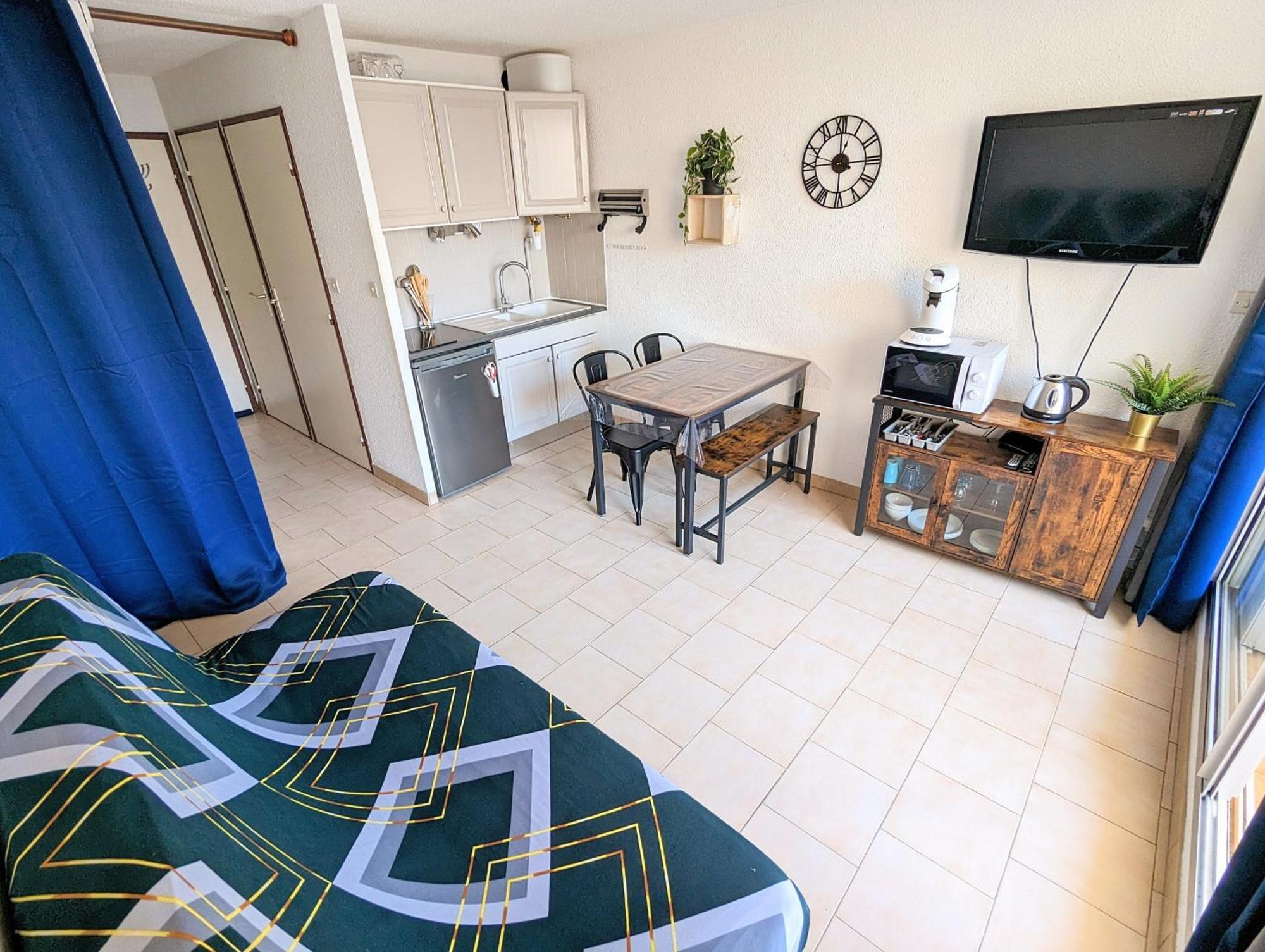 Appartement Au Calme + Parking Agde Buitenkant foto
